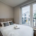 شقة Airport Deluxe