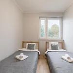 Airport Deluxe بوزنان