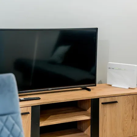 Airport Deluxe Apartament